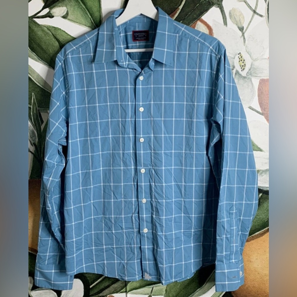 UNTUCKit Sky Blue Checkered Button Down Shirt
